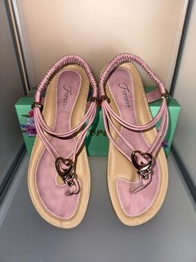 Forever Link Women's Heart Shaped Pendant Ankle Strap Blush Sandals Size 8